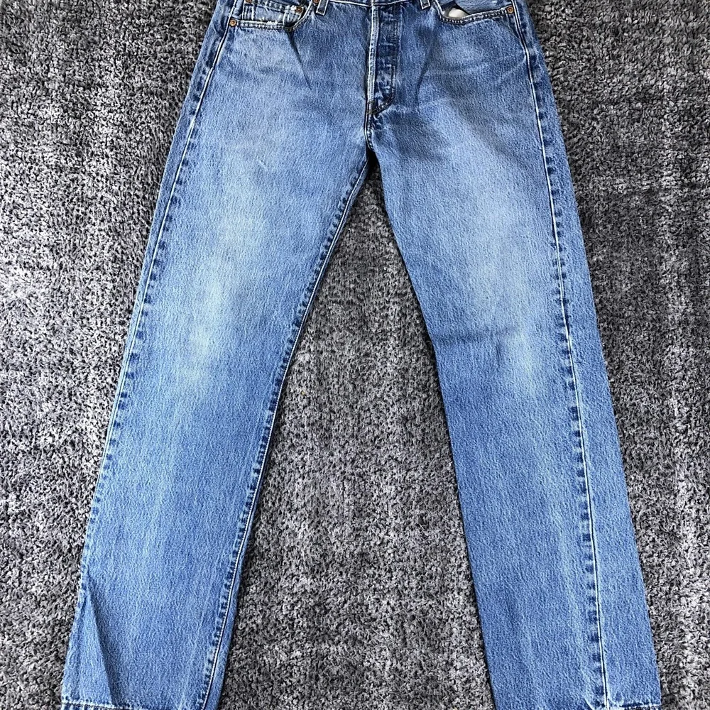 Vintage Levis Jeans Mens 34x36 (Fits 31x33) 501 Straight Leg Denim Button Fly
